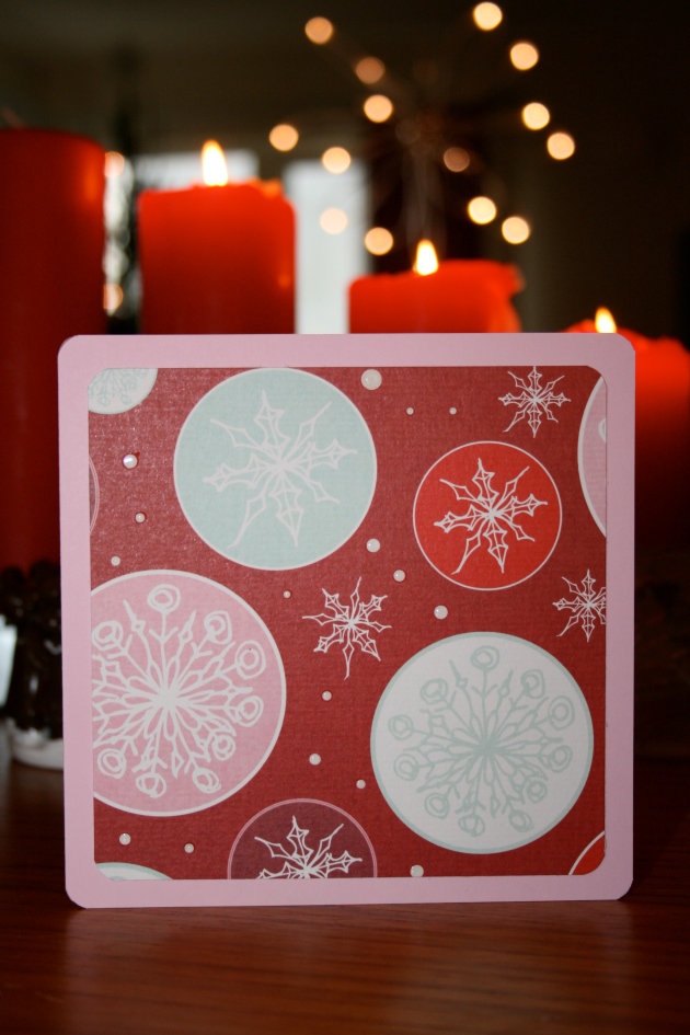 Julkort 2013 - rosa kort med snöflingor o stickles